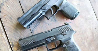 SIG Sauer pisztolypárbaj: P250 vs. P320